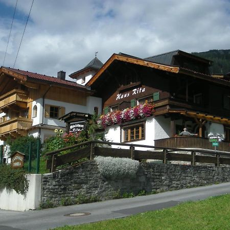 Gaestehaus Rita Bed & Breakfast Sankt Anton am Arlberg Exterior photo