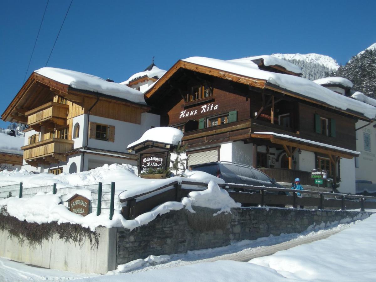 Gaestehaus Rita Bed & Breakfast Sankt Anton am Arlberg Exterior photo